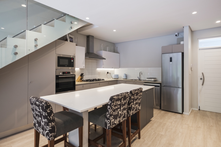 3 Bedroom Property for Sale in Beach Estate Western Cape